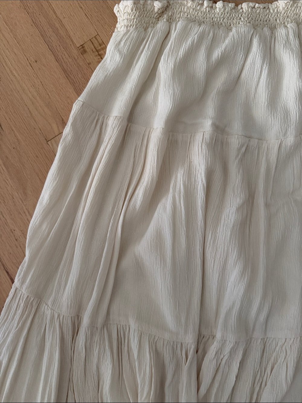 Like New - American Eagle Cream Tiered Sundress with Smocked Straps - Large - Picture 4 of 10